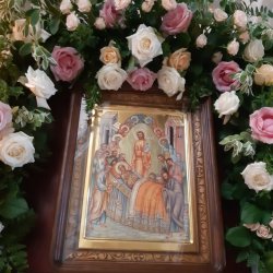 От всей души поздравляю всех православных с праздником Успение Пресвятой Богородицы!